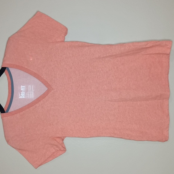 Nike Dri-Fit T-Shirt - Picture 1 of 6